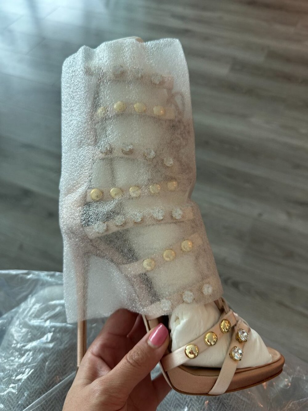 Giuseppe Zanotti PHARD Crystal Embellished Heels Size 7 – Original Box – $1,995 - Picture 6 of 9